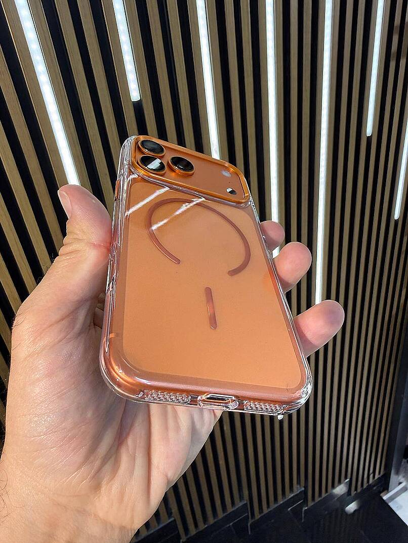 TRON CASE - 8